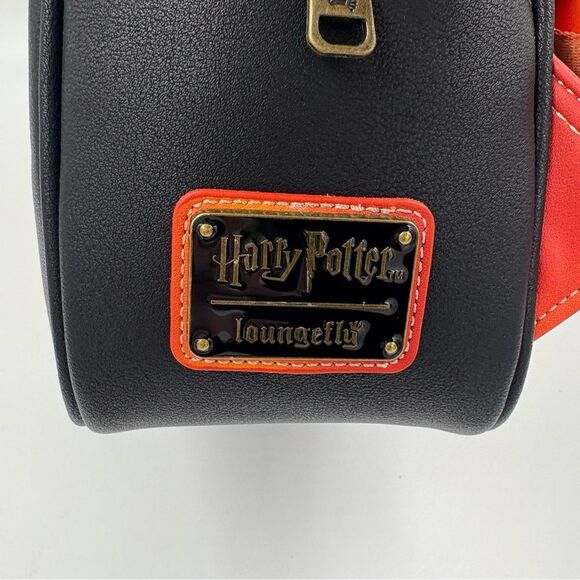 NWT RARE NEW YORK EXCLUSIVE Harry Potter Phoenix Loungefly Backpack - Picture 11 of 15